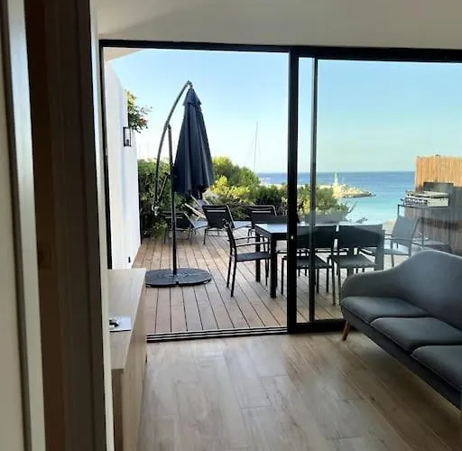 Maison En Bord De *