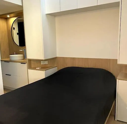Maison En Bord De *
